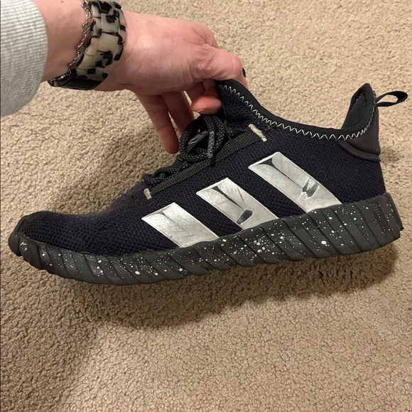 Boys Adidas sneakers - Picture 9 of 10